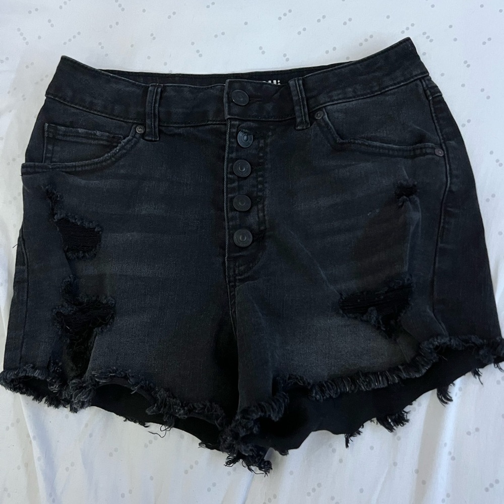 black jean shorts